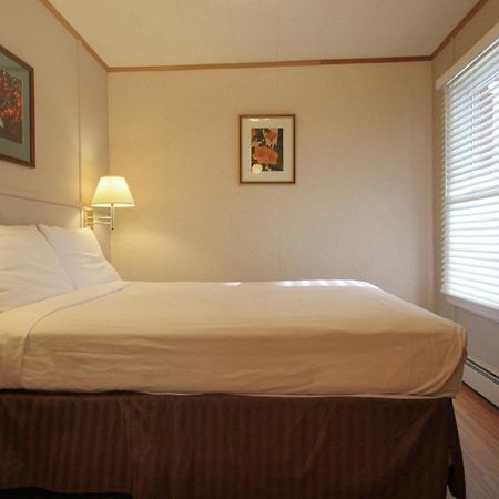 Maple Leaf Motel リトルトン 部屋 写真