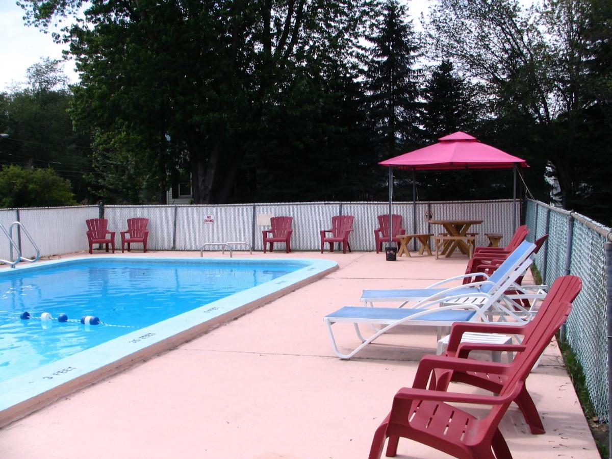 Maple Leaf Motel リトルトン エクステリア 写真